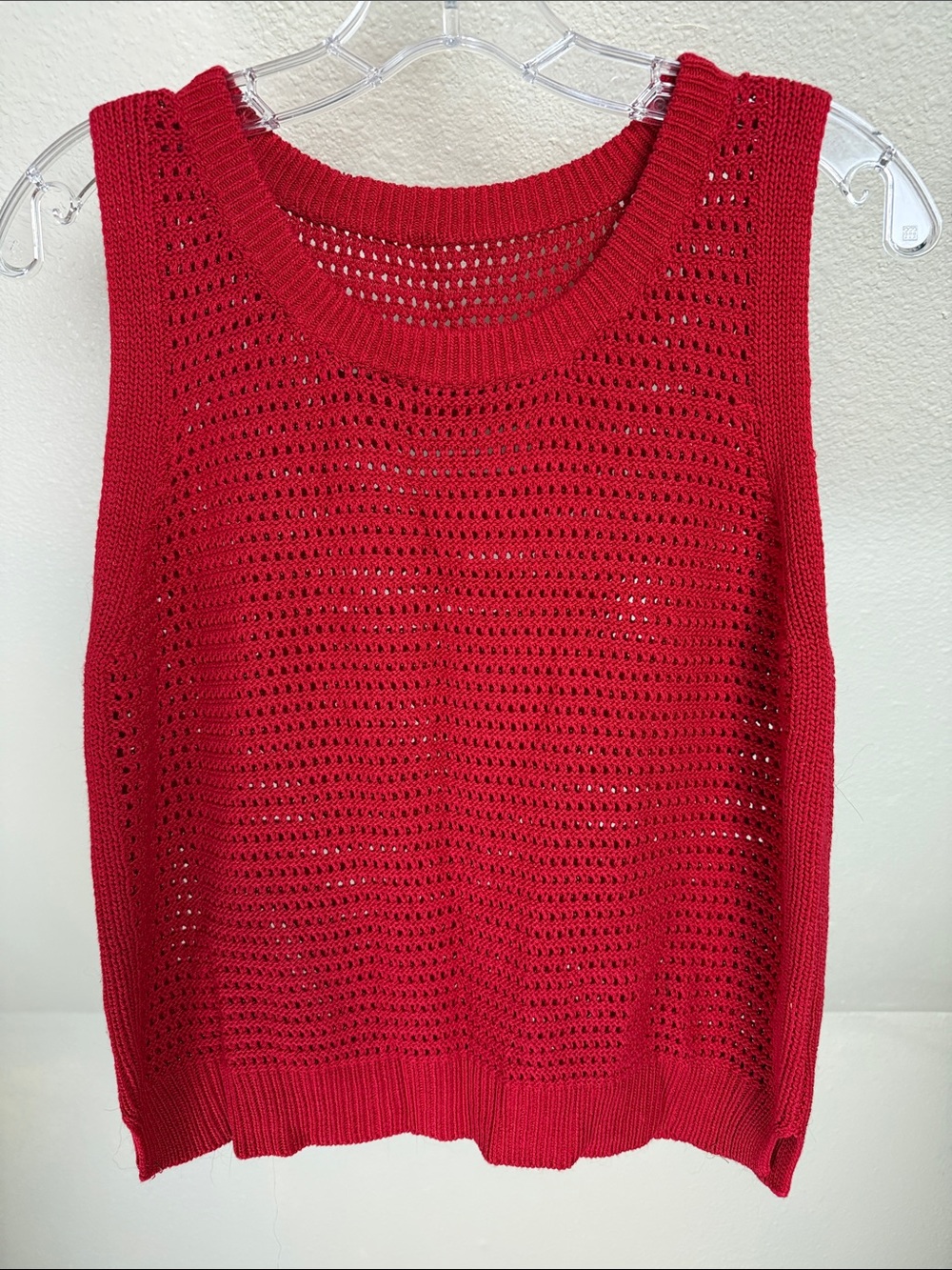 No Brand Vibrant Red Open Knit Crop Top, Size Medium